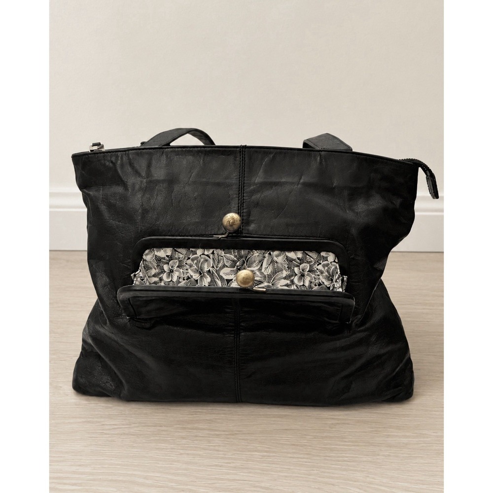 Hobo International Black Leather Tote Handbag Floral Lining Kiss Lock Pocket - Picture 3 of 10